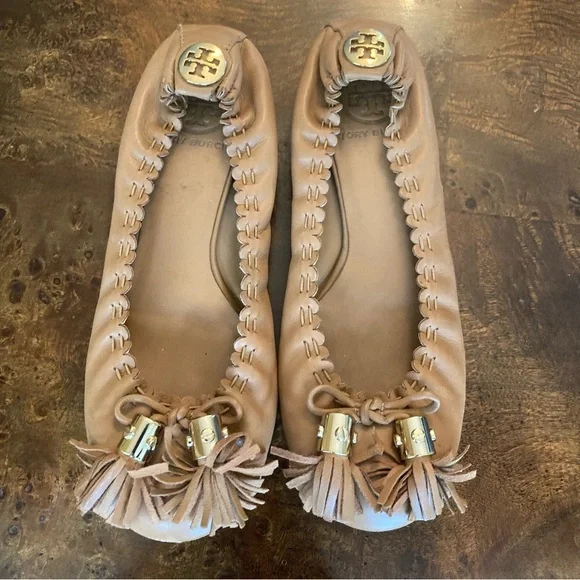 Tory Burch Gold Accent Tan Loafers - Picture 1 of 5